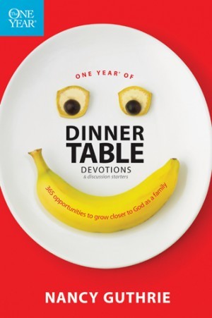 One Year of Dinner Table Devotions and Discussion Starters. 365 Opportunities to Grow Closer to God as a Family
