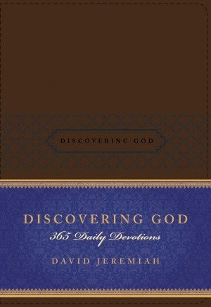 Discovering God. 365 Daily Devotions